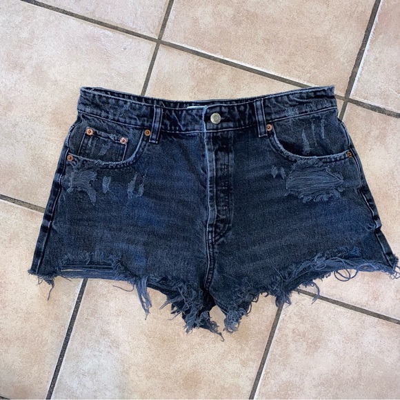 Zara Black Denim Cutoff Shorts Button Fly Distressed Destroyed Wom 8 High Rise - Picture 4 of 6